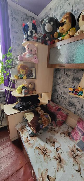 Стенка с кроватью 90000