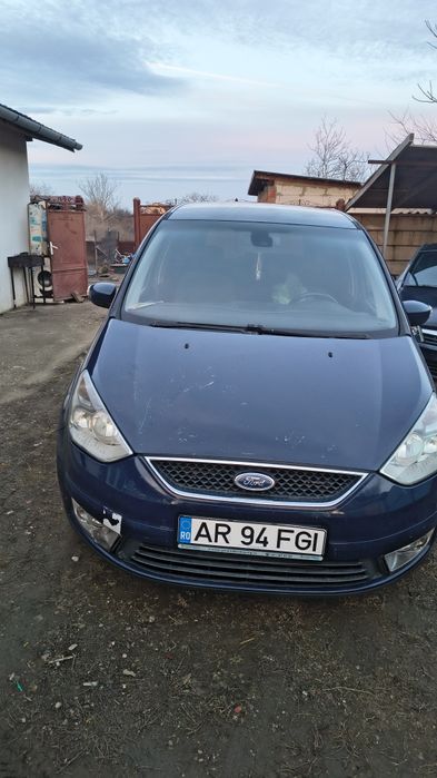 Vând Ford Galaxy 2.0D