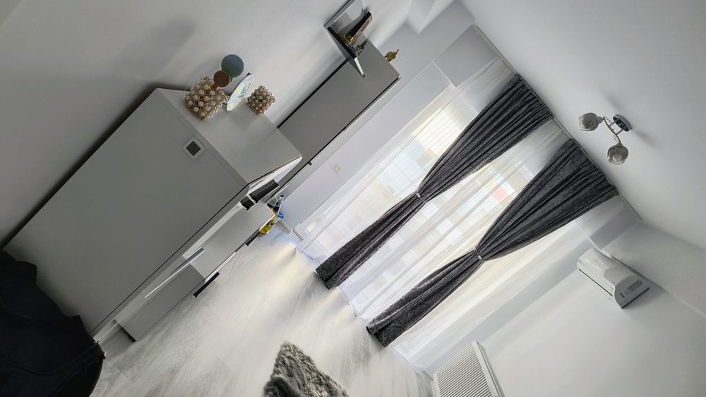 Vând apartament cu 2 camere