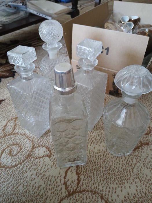 Стъклени бутилки за уиски