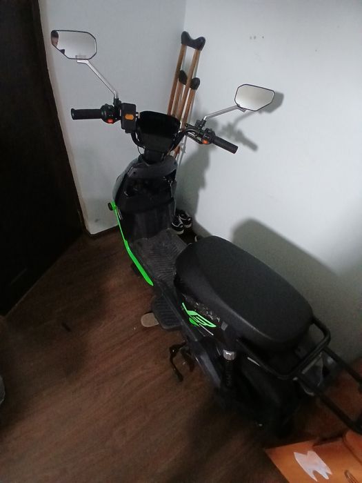 Электро скутер iBake