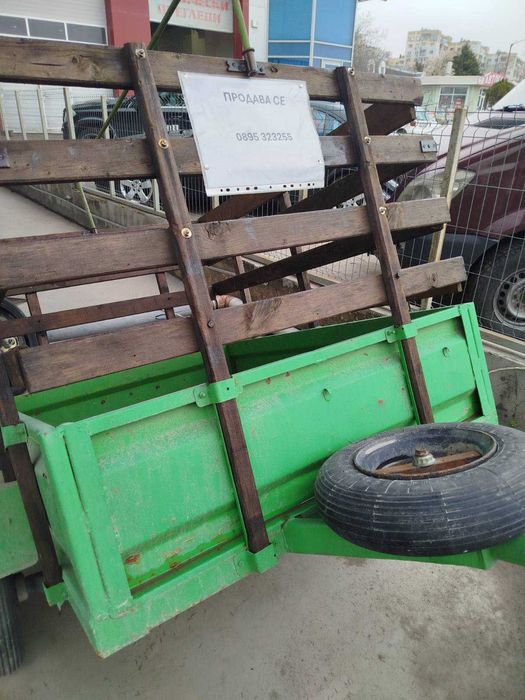 Ремарке за лек автомобил