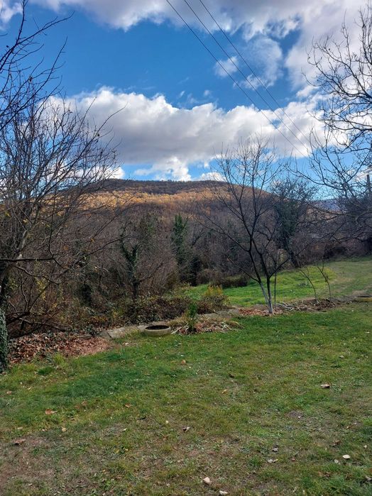 Продавам къща.Село-Караш