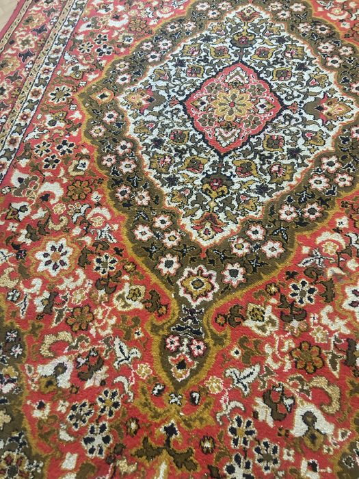 Продам ковер шерстяной