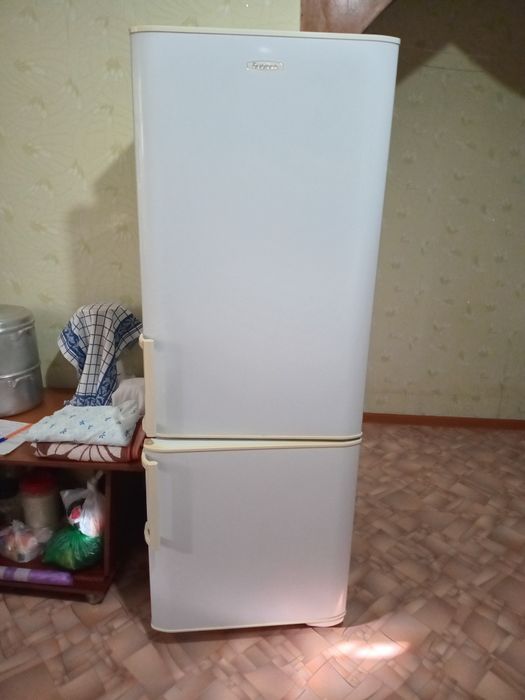 Продам холодильник
