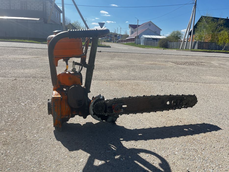 Продам бензопилу Дружба