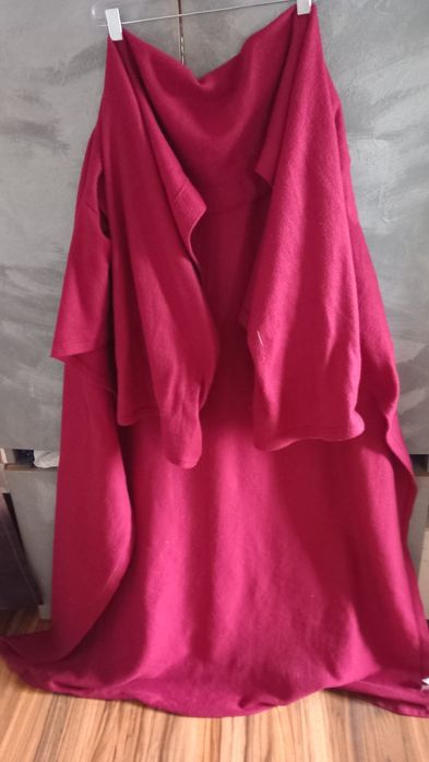 Възглавница за бременни,голяма топла дреха ,одеало с ръкави