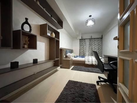Apartament mobilat, zonă centrală (bloc nou)