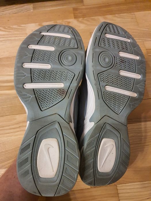 Sneaker Nike M2K tekno