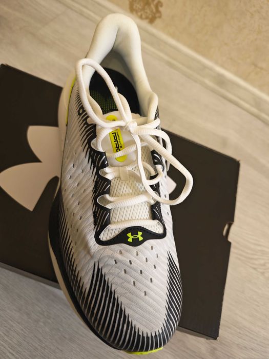 Маратонки under armour 43