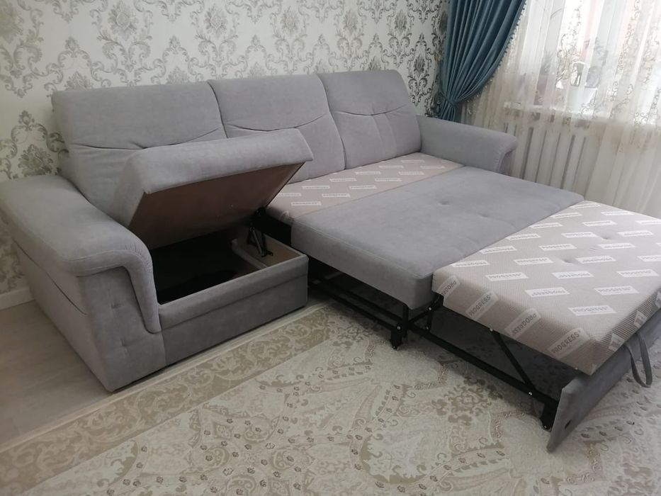 Продается диван в отличном состоянии