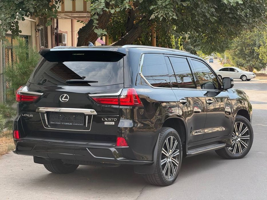 Lexus LX 570   СУПЕР. СПОРТ  аренда. с. выкуп