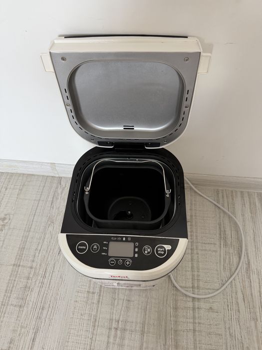 Masina de facut paine Tefal Pain Dore 12 programe 1kg B13-A