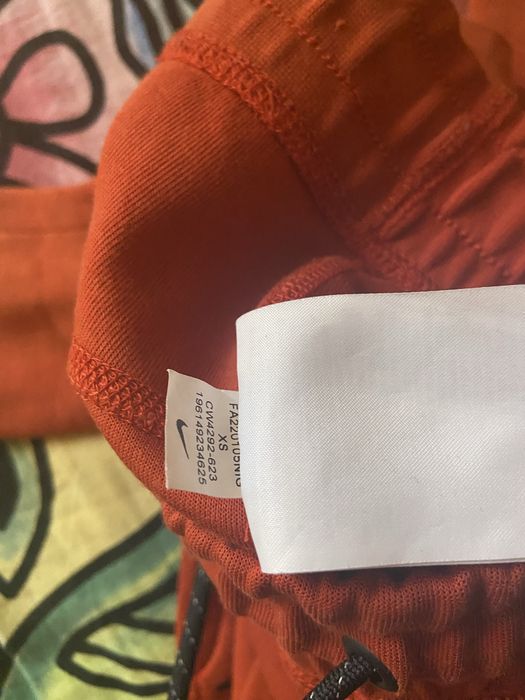 Дамско долнище nike tech fleece xs