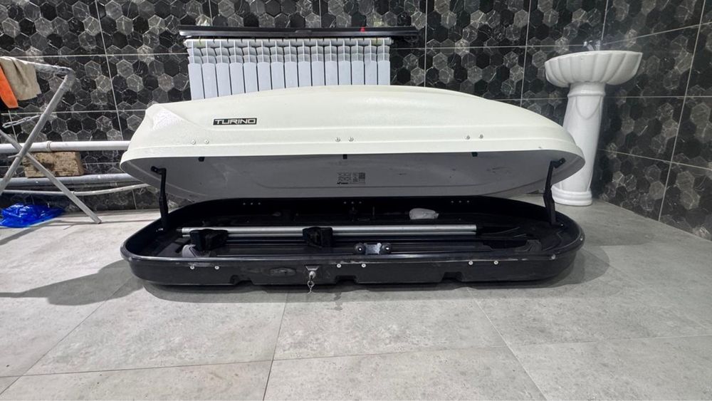 Автобокс на крышу автомобиля