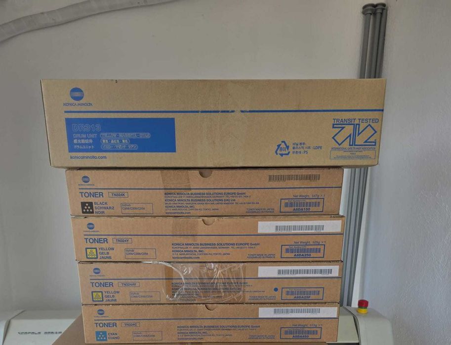 Toner , drum units  si developer pt Konika Minolta