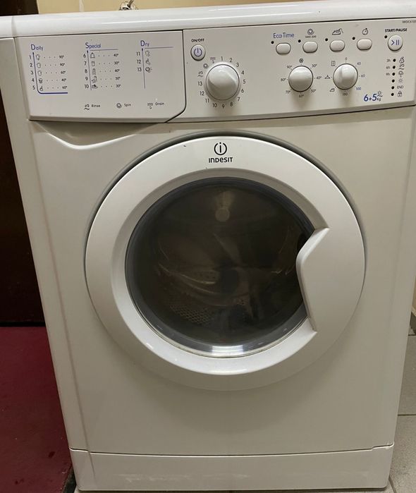 Стиральная машинка indesit