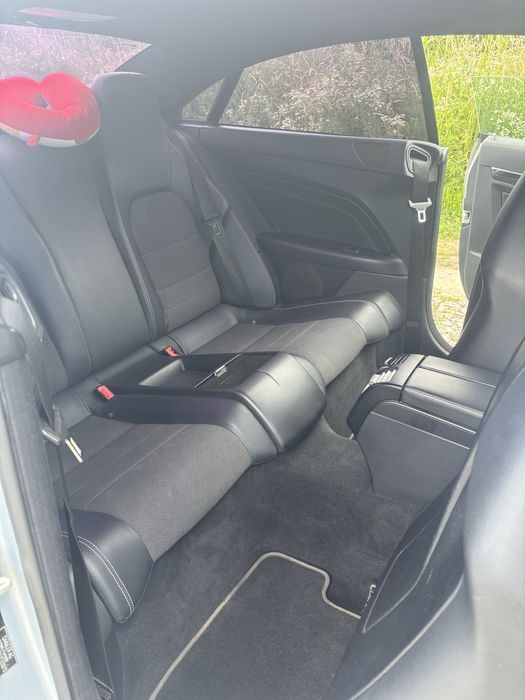 Vand Mercedes-Benz e220 2013