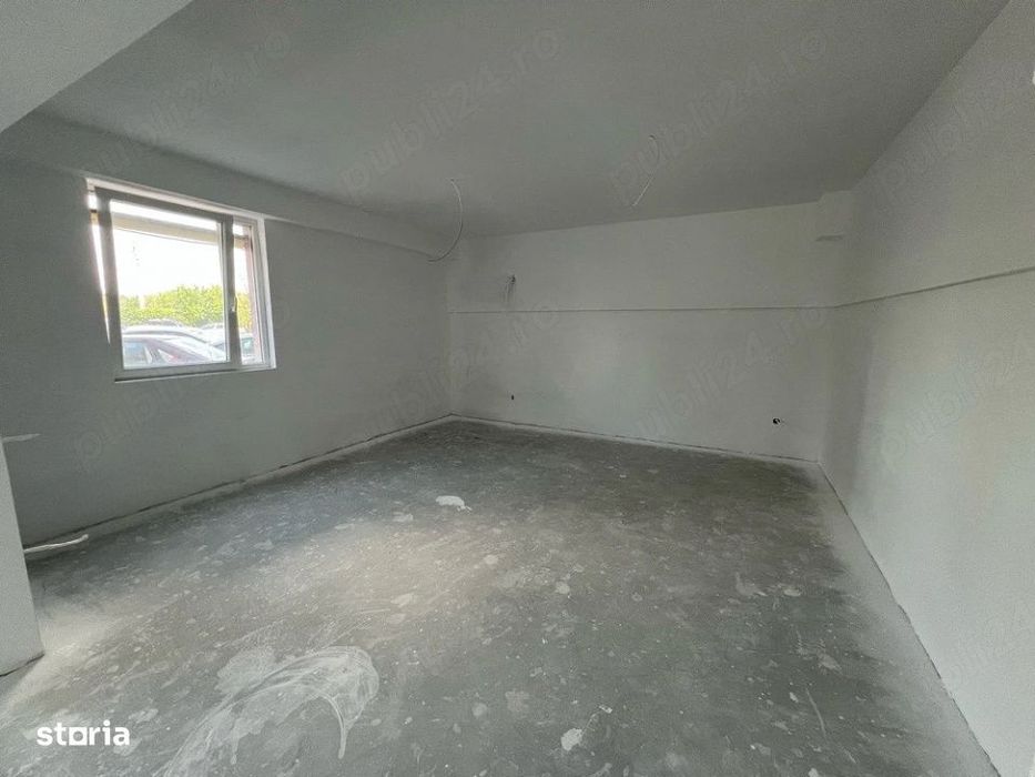 Spatii Comerciale\82mp\116mp\Parter\Complex Nou\Giulesti