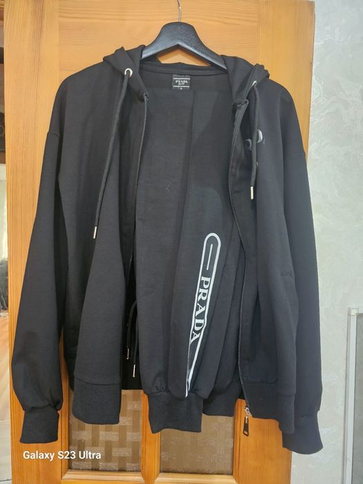 Спортивные костюмы