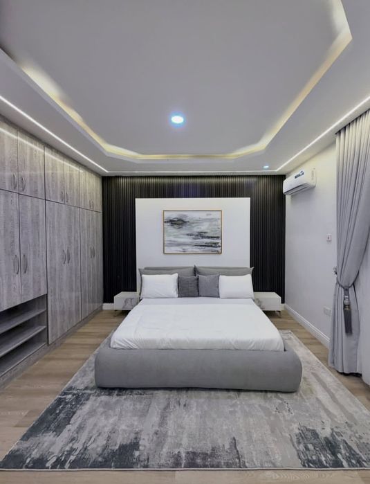 Сдаëтся шикарная квартира на Ойбек метро