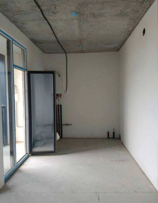 Продается коробка в Яшнабадском районе ЖКSado