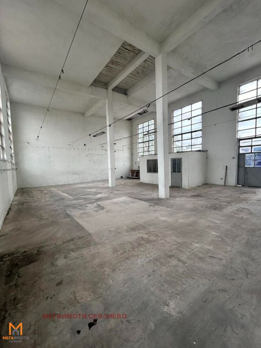 Дава под наем гр. Севлиево - гр. Севлиево 180m²