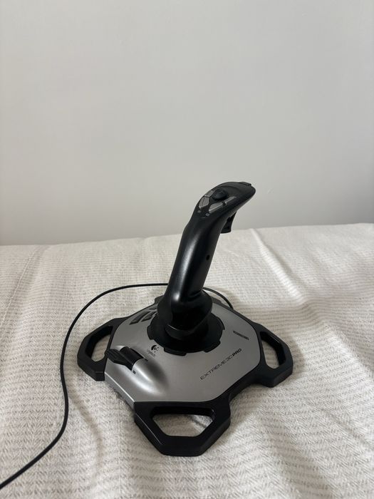 Joystick logitech extreme 3d pro