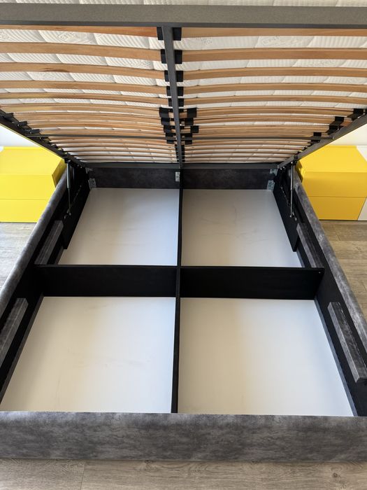 Дизайнерска спалня/легло + матрак Magniflex + шалте и калъфки Textura