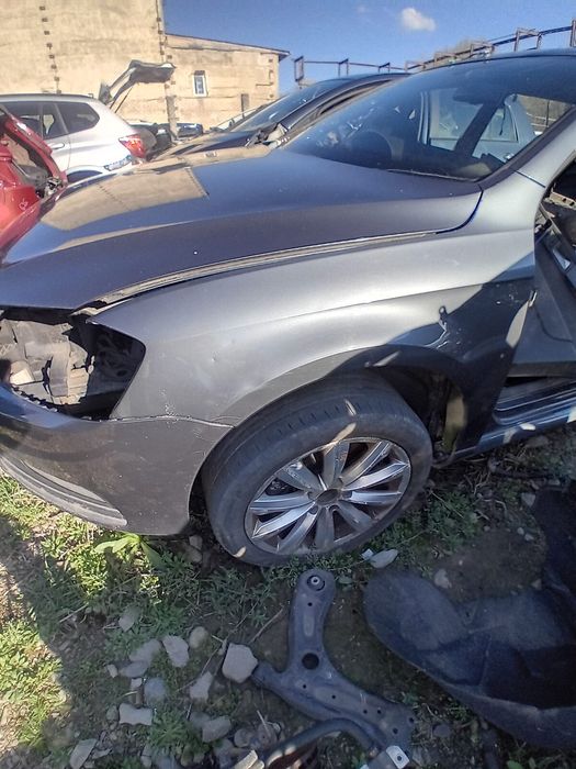 Fata completa Volkswagen Passat B7 Break 2011
