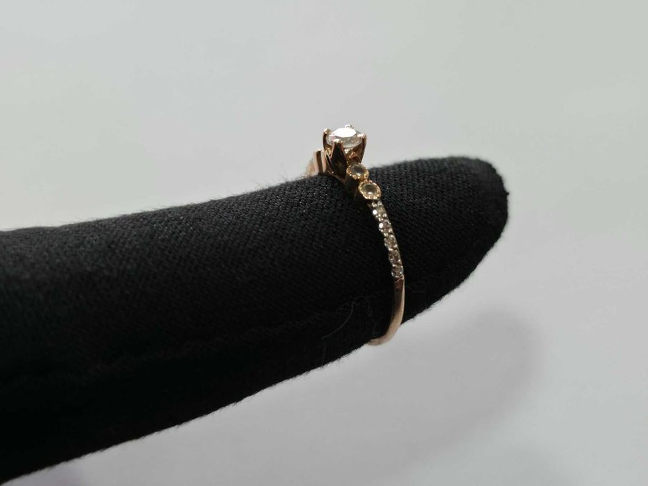 Дамски златен пръстен 14К 585 / 1,50 гр.