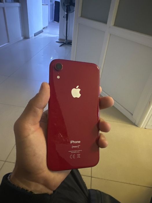 Iphone Xr в хорошем состоянии