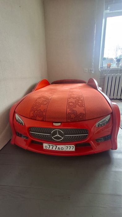 Кровать-машина для мальчика