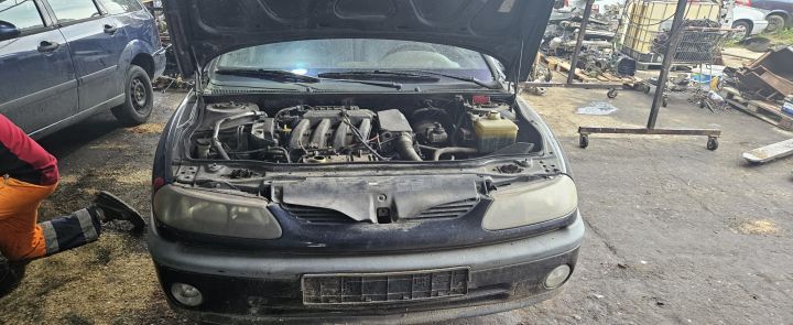 Maneta stergatoare parbriz si luneta /617 Renault Laguna prima genera