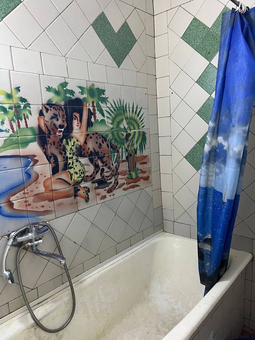 Bez. Makler Kvartira bollarga