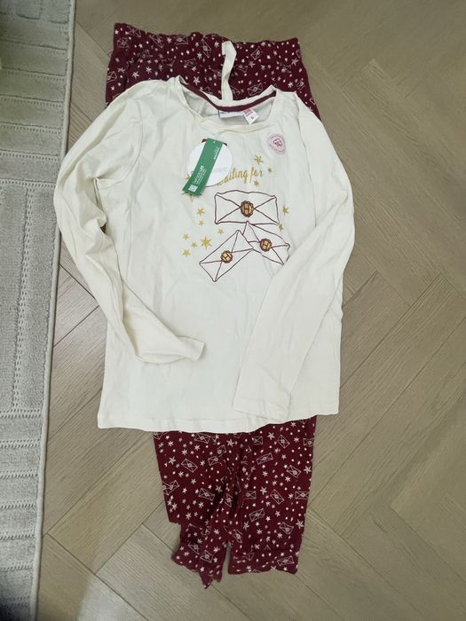 Продам спортивный костюм