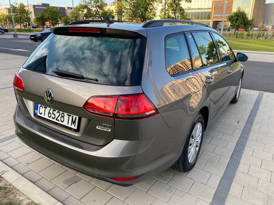 VW Golf 7  1.6 TDI перфектен