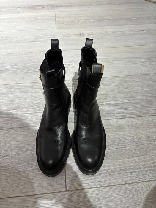 Продам ботинки ZARA .