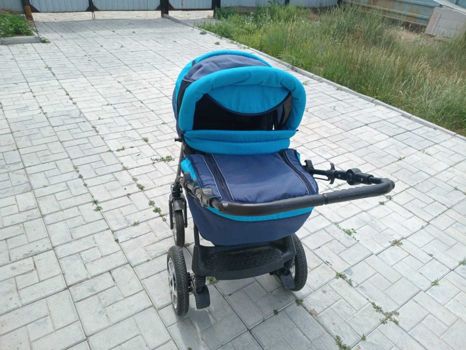 Коляска детскаяя
