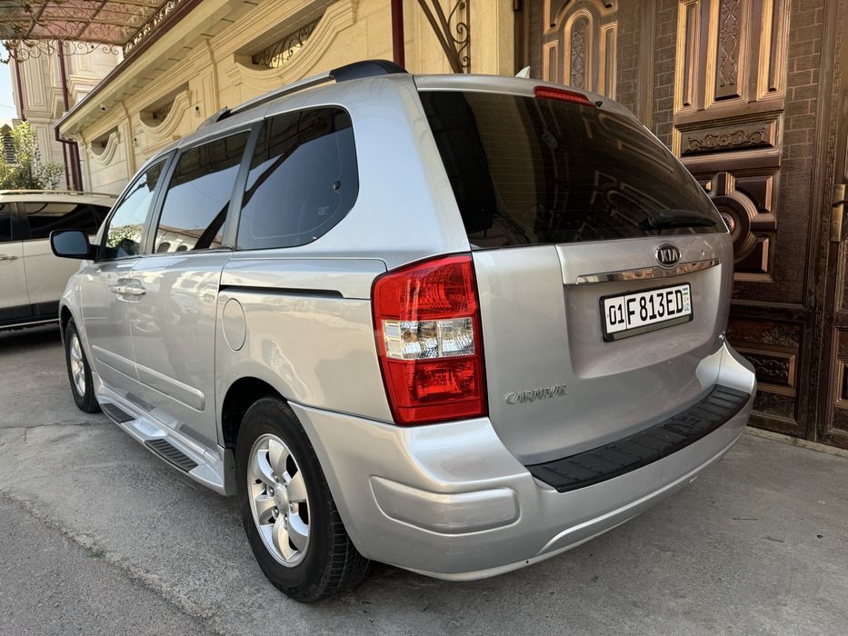 Kia carnival 9seats