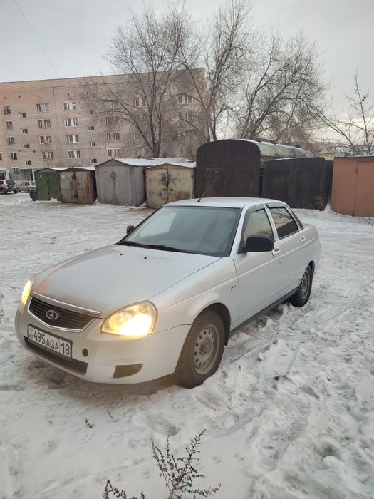 Продам передний бампер оригинал