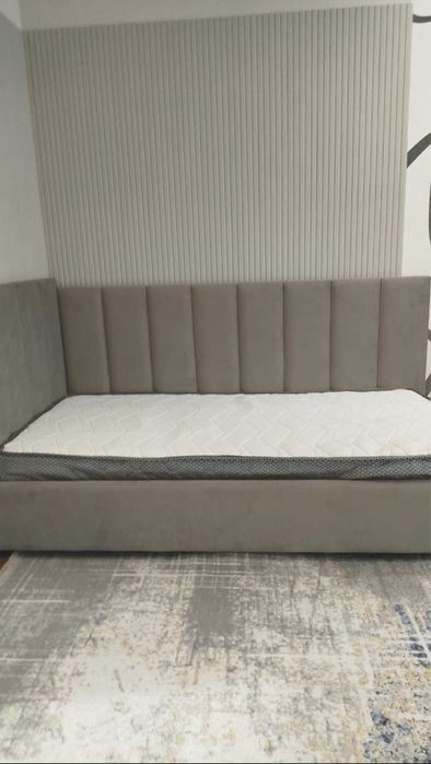 Продается кровать детская 90 на 200