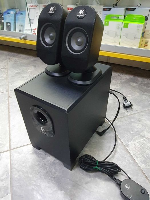Тонколони , буфер Logitech X-210 2.1 за компютър