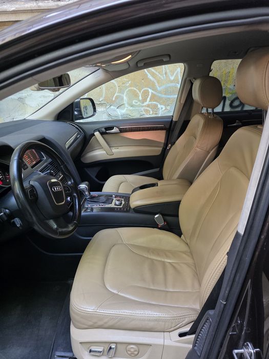 Audi q7 4.2d s- line