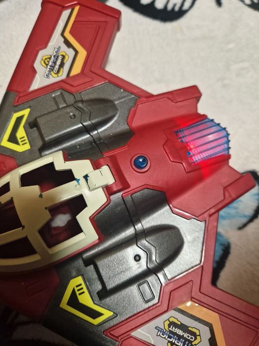 Jucarii mitraliera si avion