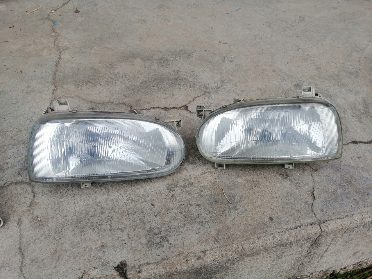 Фарове за Golf 3 от 90 борба до 96 година гр. София Банишора • OLX.bg