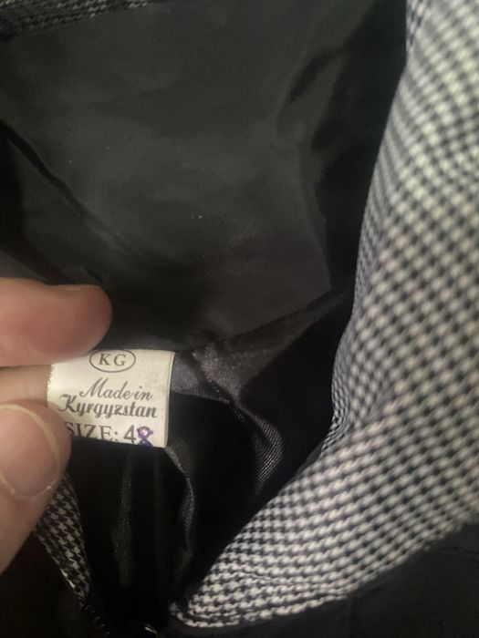 Продамкуртки,плащи