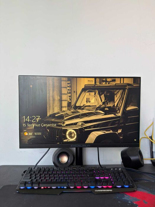 Компютър AMD Ryzen 7 5700X