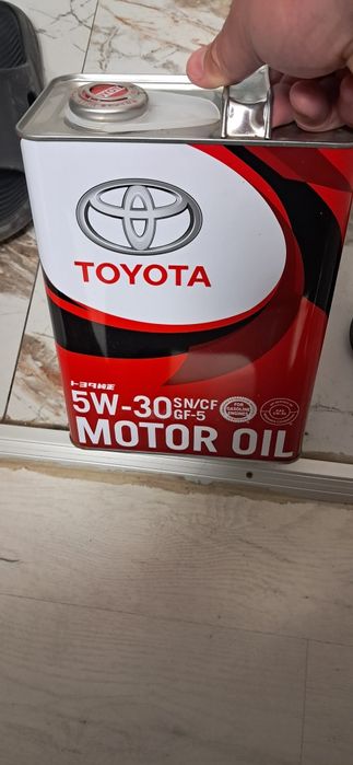Масло тоёта канистра.