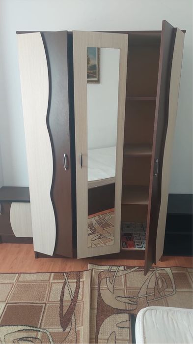 Inchiriez garsoniera